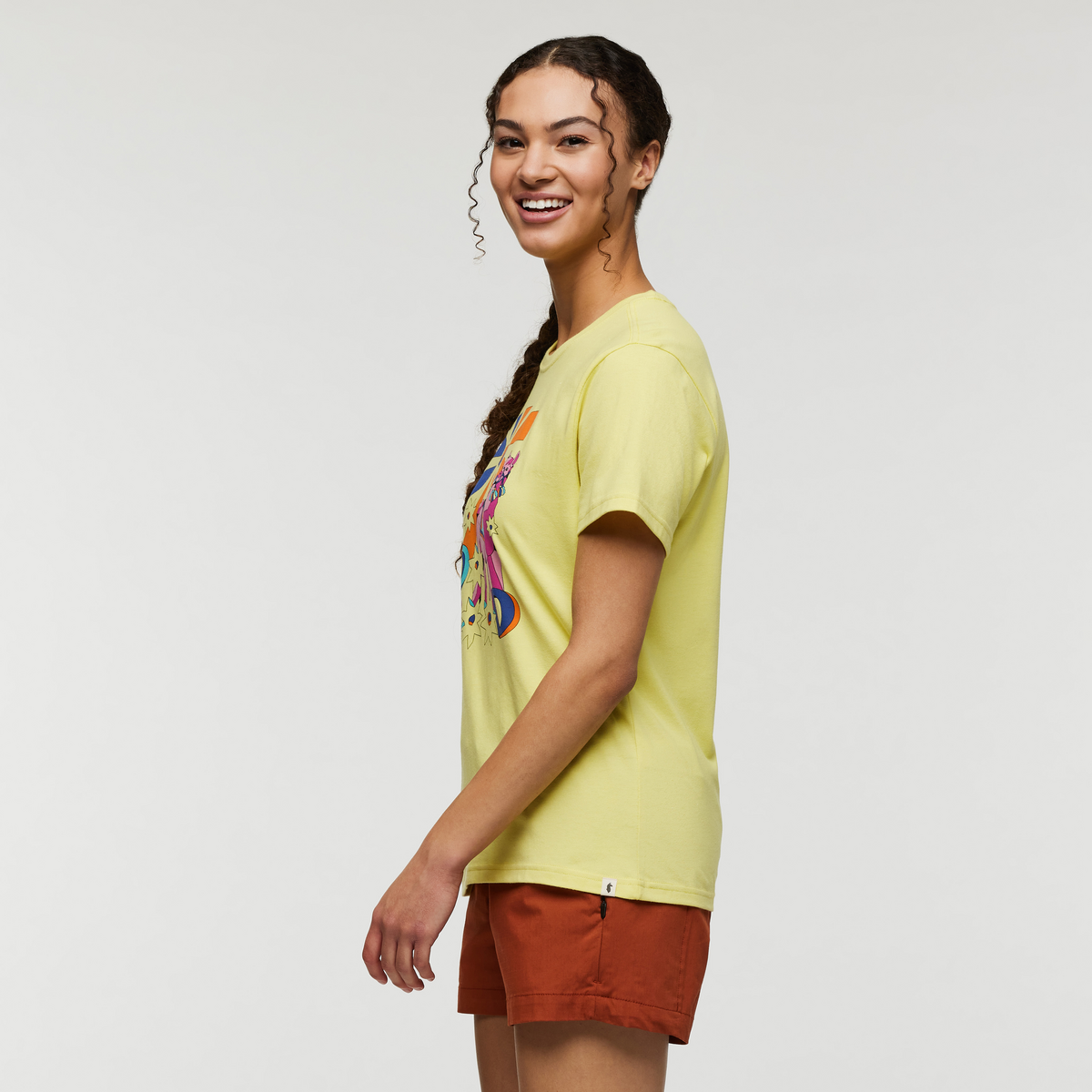 Pompones Do Good T-Shirt - Women's, Lemonade, Model London