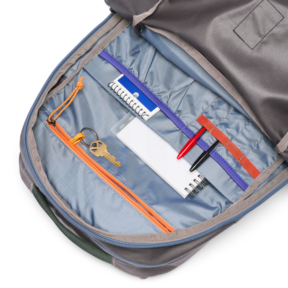Chiquillo 30L Backpack - Cada Día, Cinder