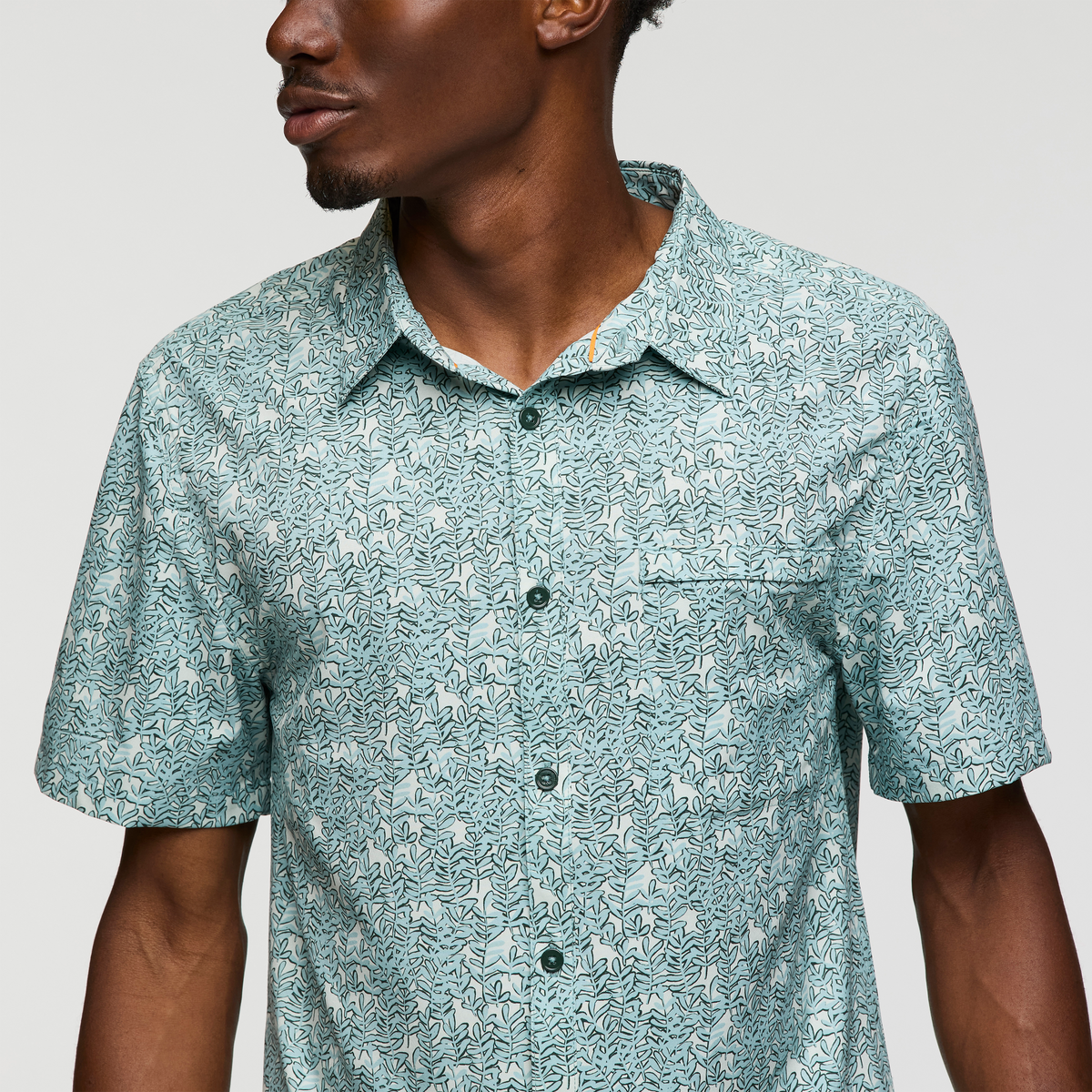 Cambio Button Up - Print - Men's, Seaweed Foam, Model Nicolas