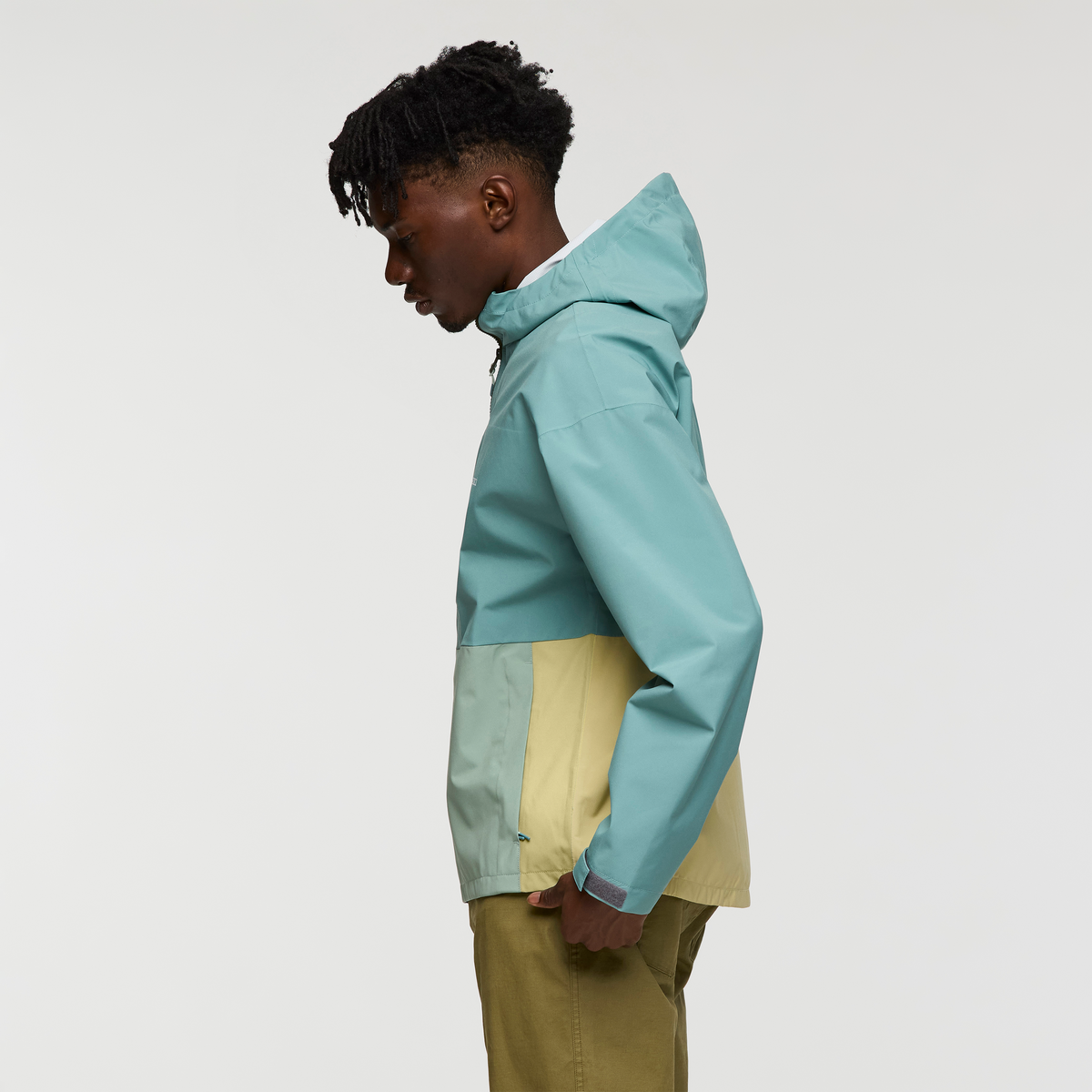  Cielo Rain Jacket - Men's, Bluegrass/Silver Leaf, Model Nicolas