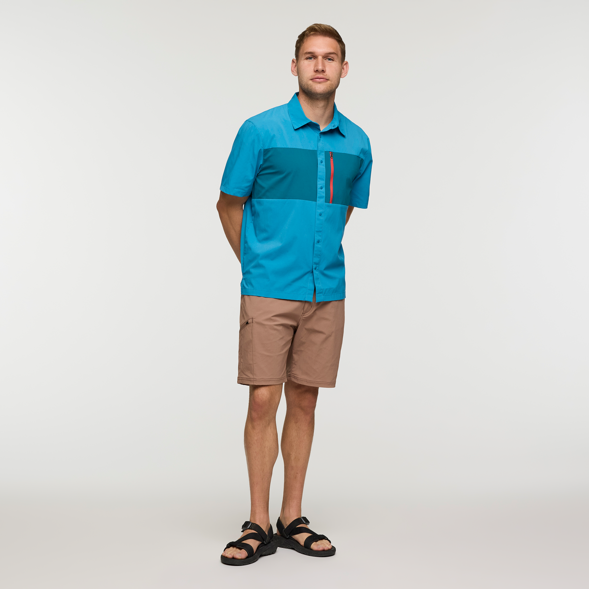 Sumaco Short-Sleeve Shirt, Lake/Waterfall, Model Maxwell
