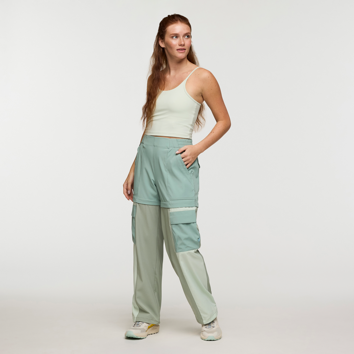 Muevo Scoop Tank - Women's, Foam, Model Caitlyn