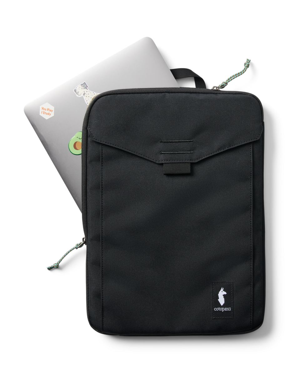 16 Inch Laptop Sleeve - Cada Día, Cotopaxi Black