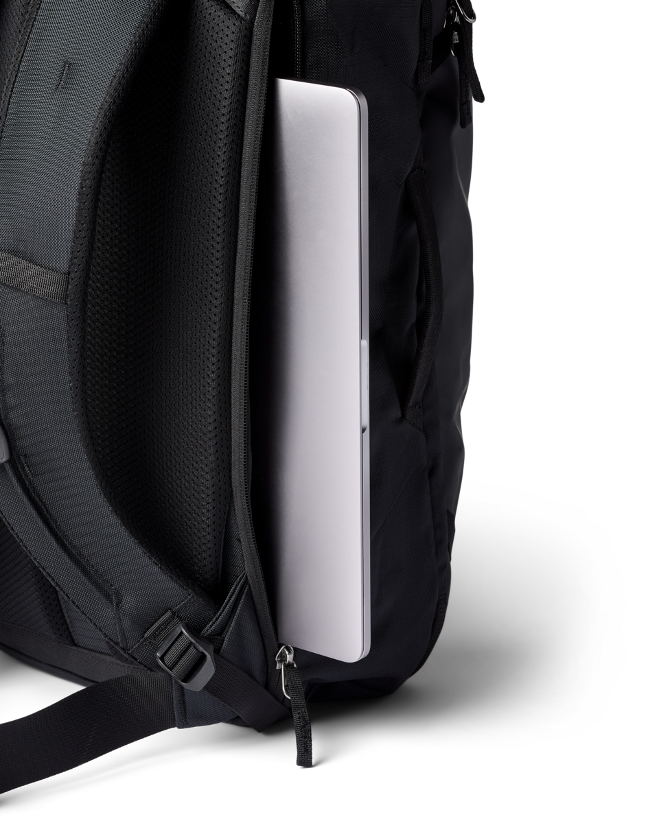 Allpa 28L Travel Pack, Cotopaxi Black