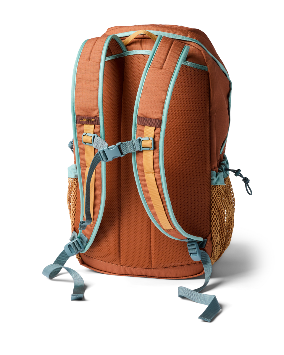 Clase 28L Daypack, Whiskey