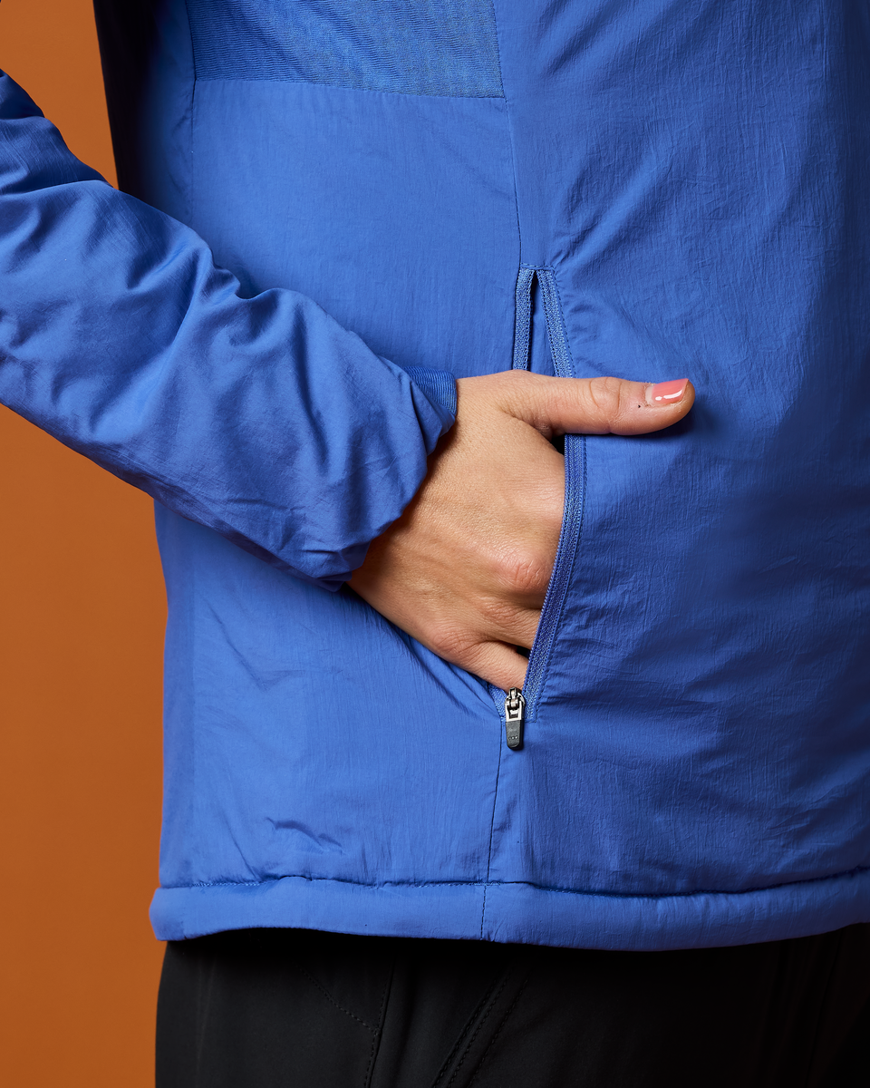 Pacaya 2.0 Insulated Jacket, Azure, Model Lola
