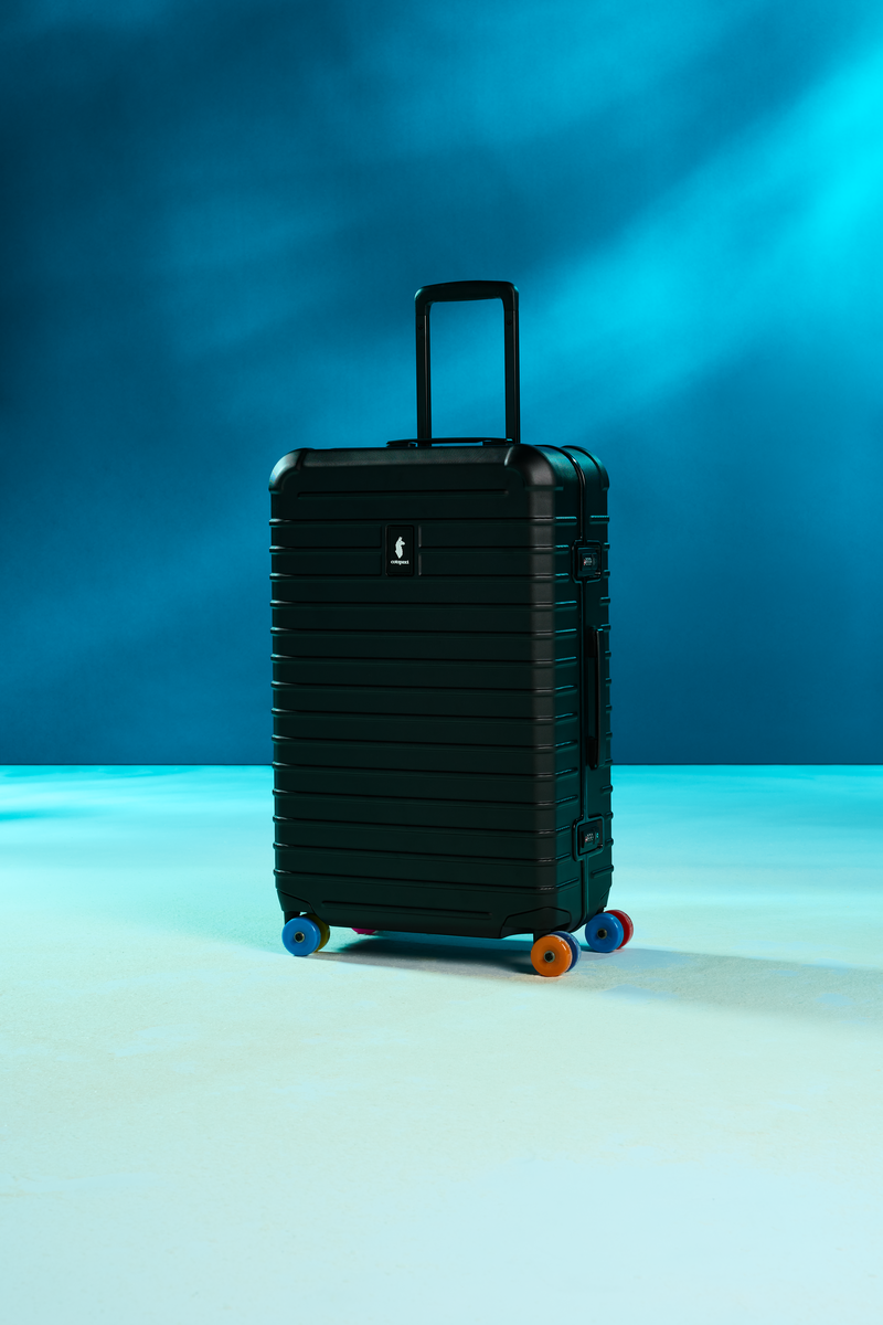 Coraza Suitcase - Medium Checked, Cotopaxi Black
