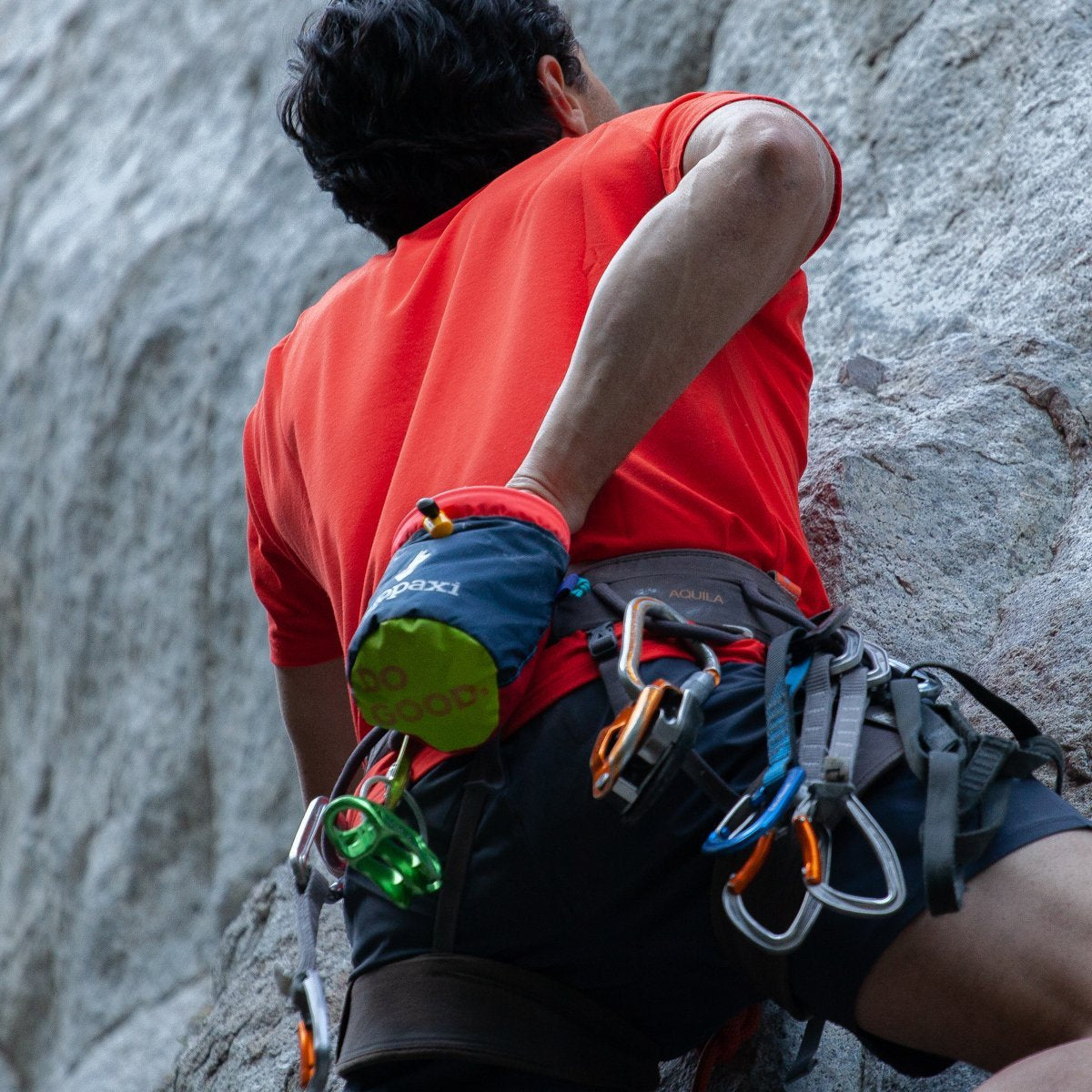 Halcon Chalk Bag - Del Día, Del Día Lifestyle, model