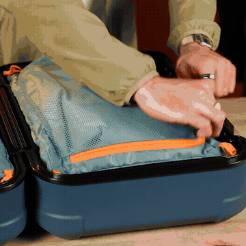 Coraza Suitcase - Carry On, Blue Spruce