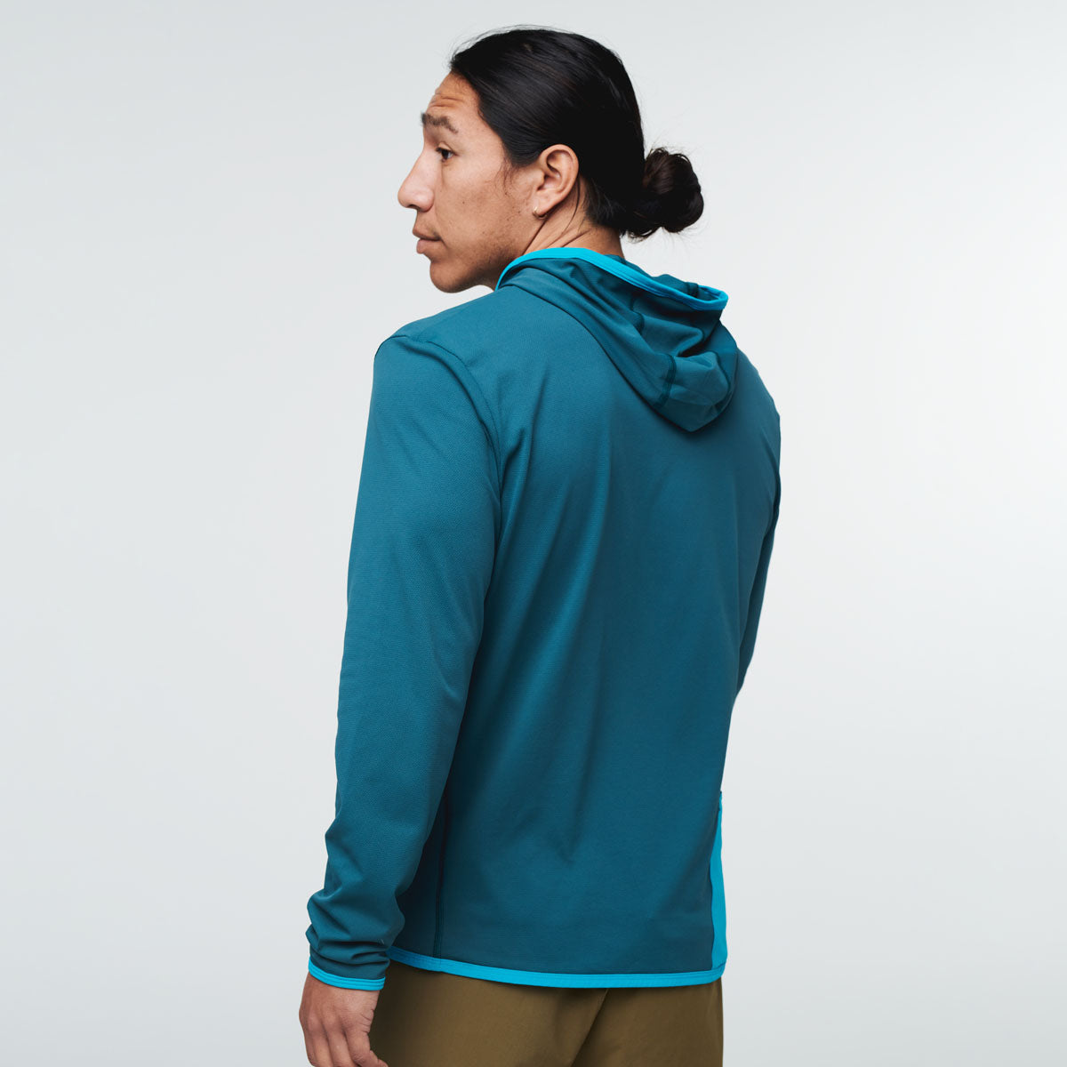 Sombra Sun Hoodie - Men's, Deep Ocean, Model Mario