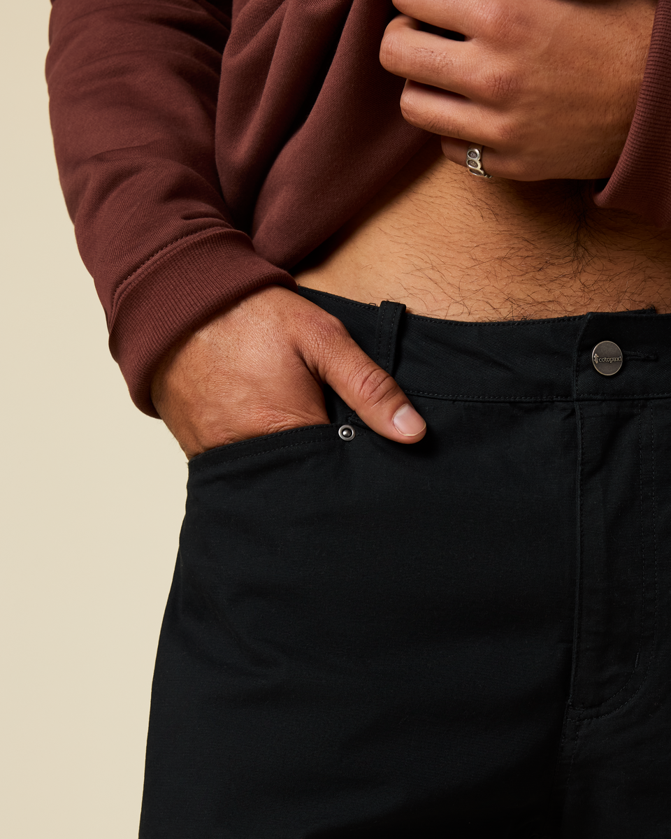 Ambato Short - Men's, Black, Model Christian