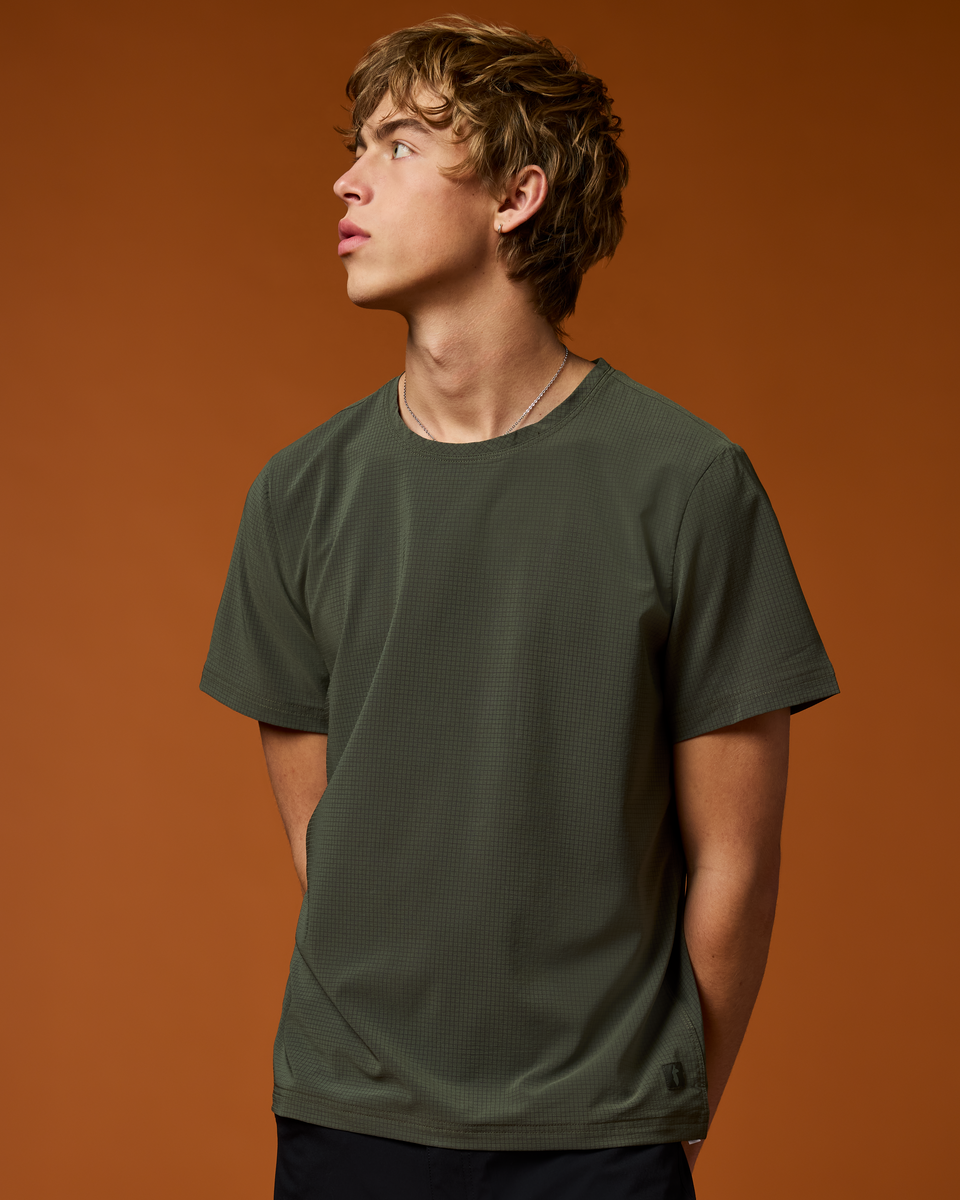 Pulso Tech T-Shirt - Men's, Fatigue, Model Maximus