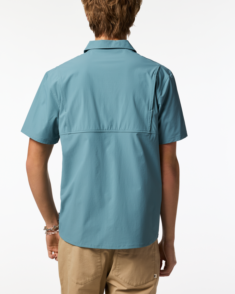 Solta Short-Sleeve Sun Shirt - Men's, Everglade, Model Maximus