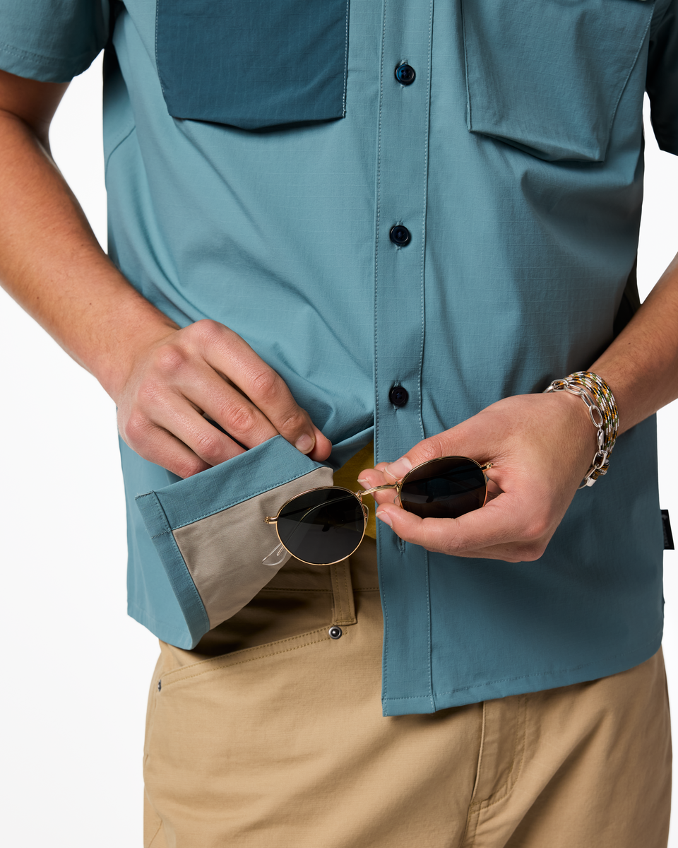 Solta Short-Sleeve Sun Shirt - Men's, Everglade, Model Maximus