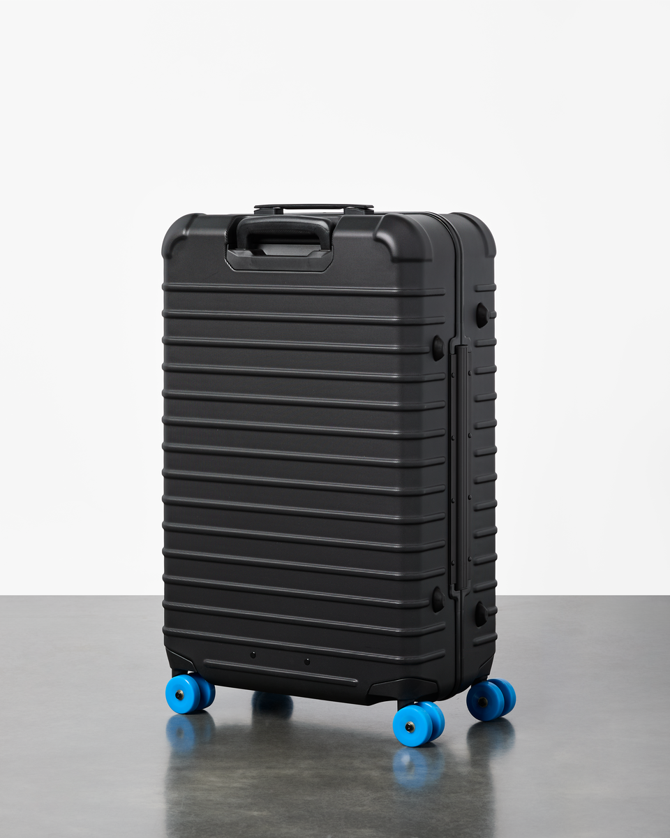 Coraza Suitcase - Medium Checked, Cotopaxi Black