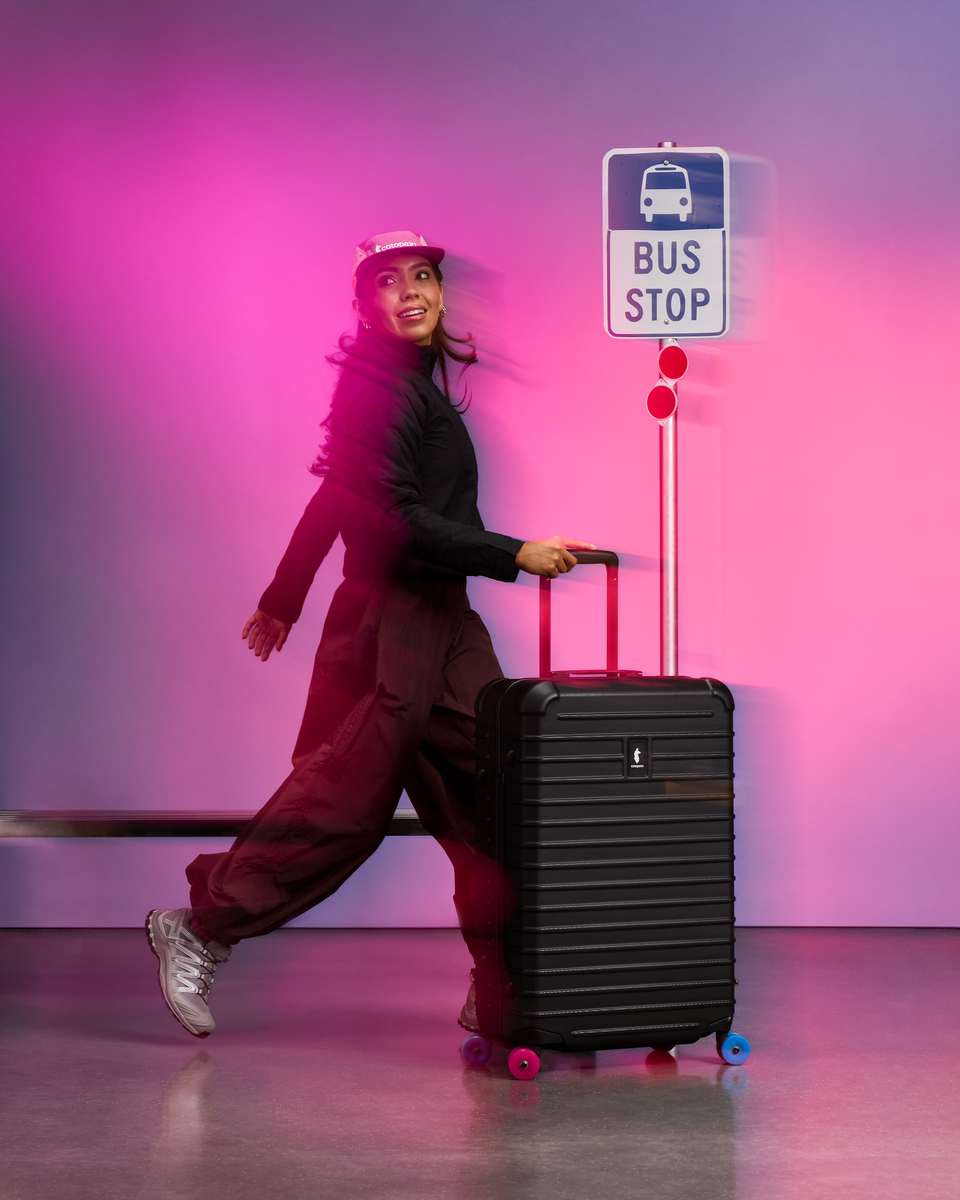 Coraza Suitcase - Medium Checked, Cotopaxi Black